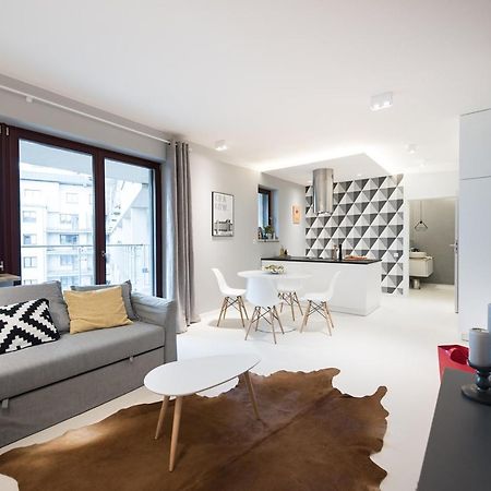 Premium Apartment For Old Town & Jewish Quarter - Balcony Plus Pool Onsite Kraków Zewnętrze zdjęcie