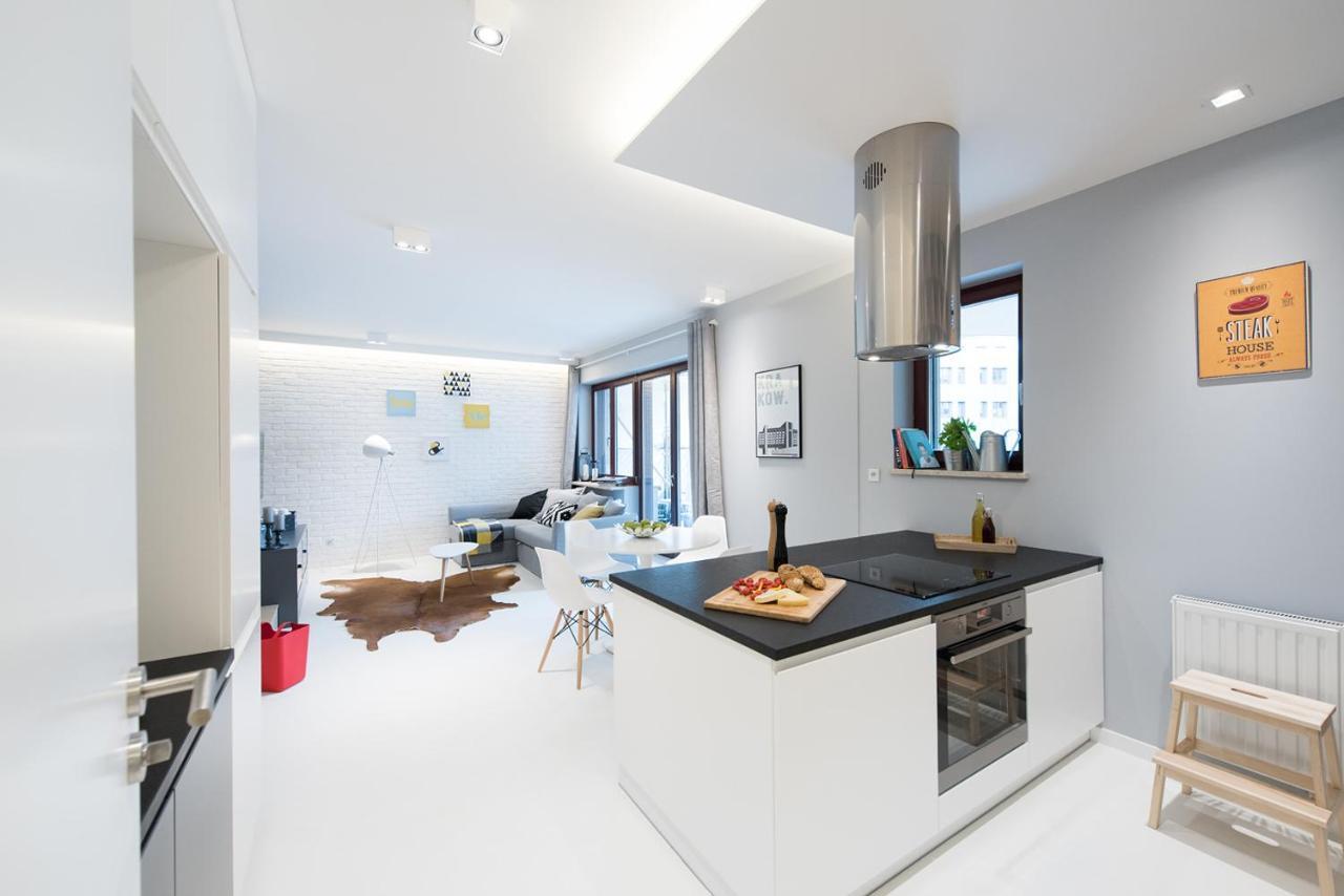 Premium Apartment For Old Town & Jewish Quarter - Balcony Plus Pool Onsite Kraków Zewnętrze zdjęcie